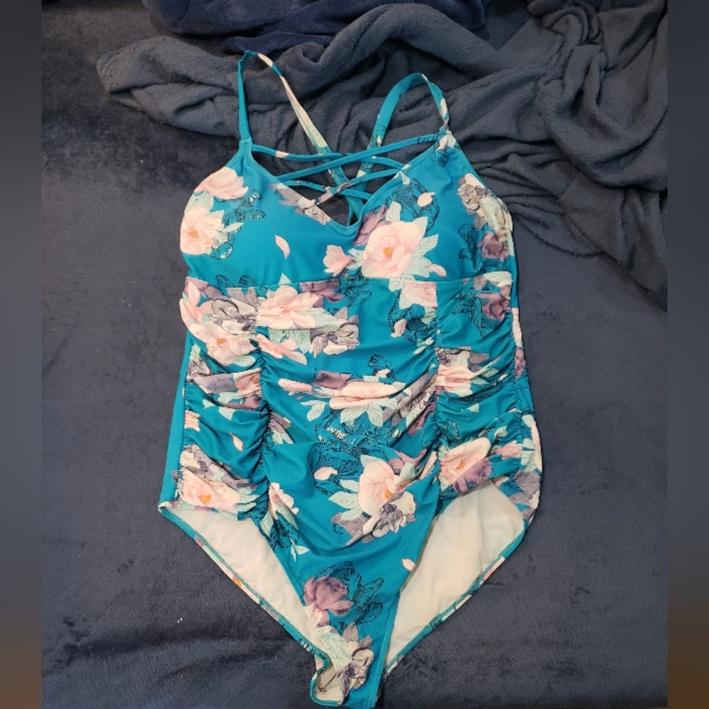 One piece suit